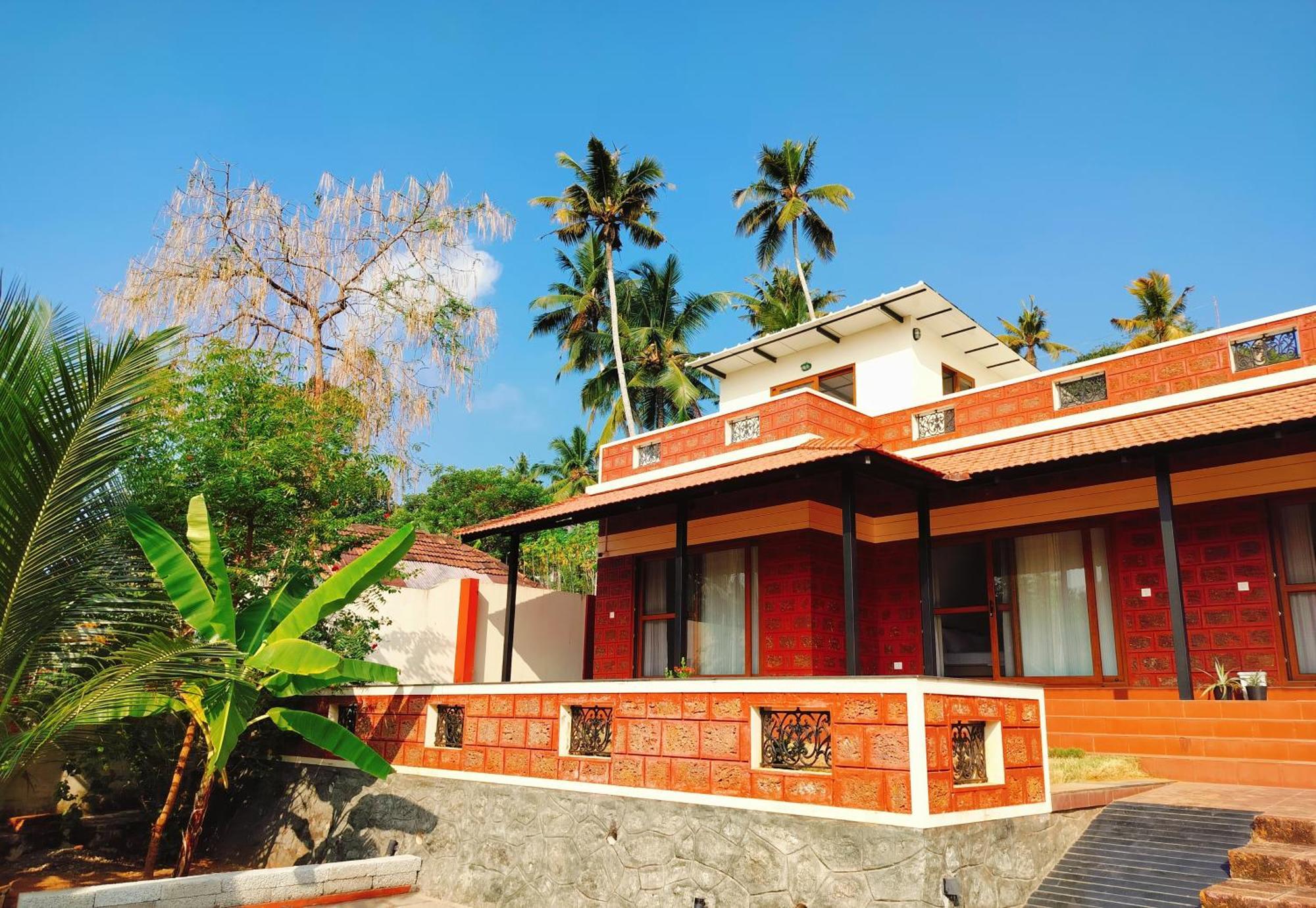 The Ixora - A Boutique *