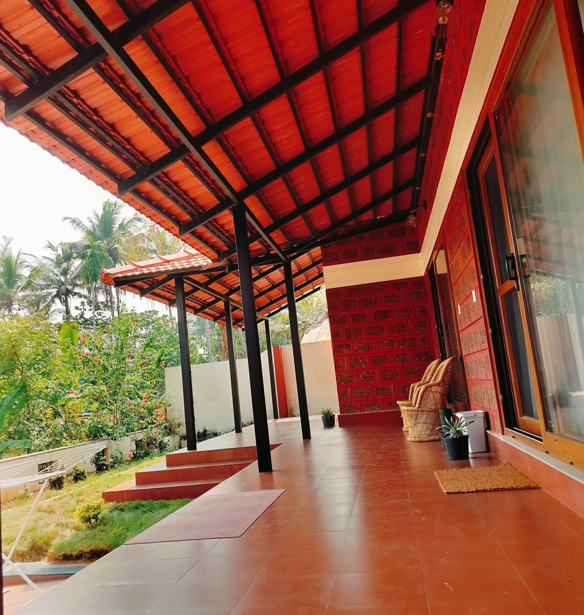 Homestay The Ixora - A Boutique *