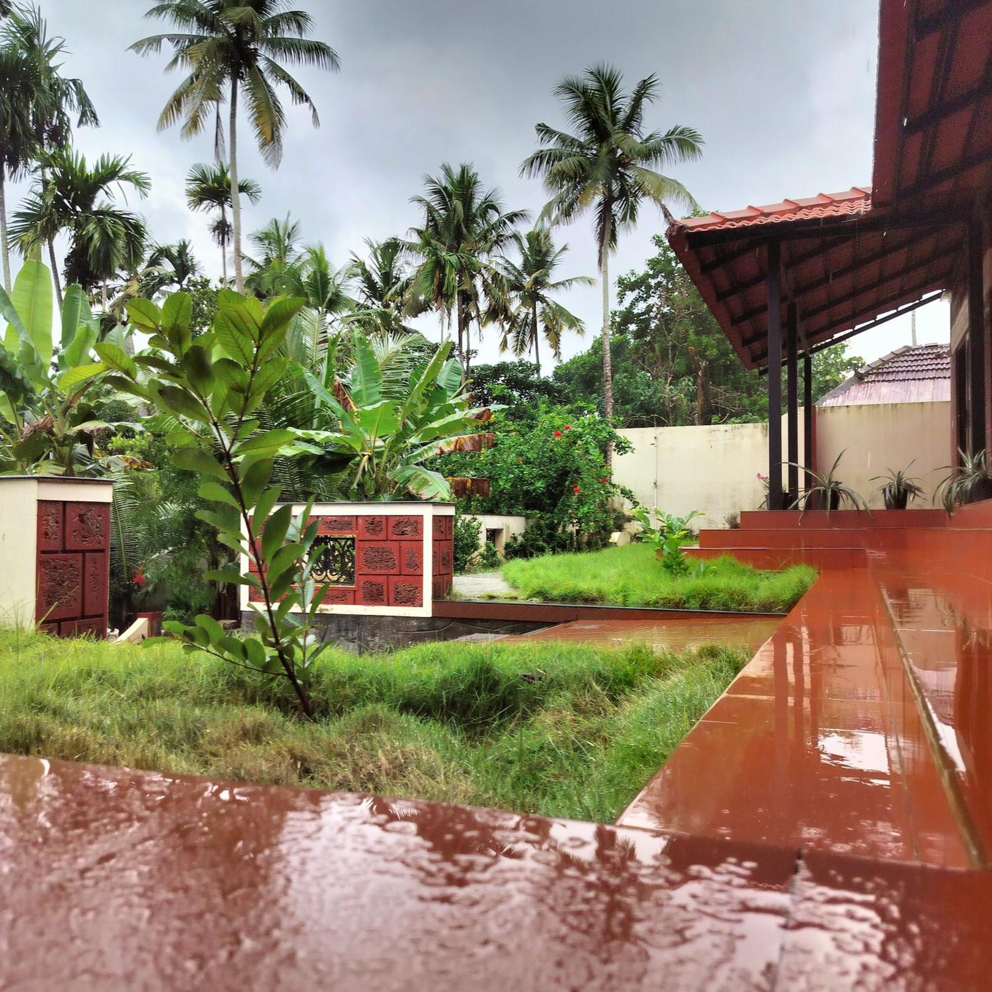 Homestay The Ixora - A Boutique *